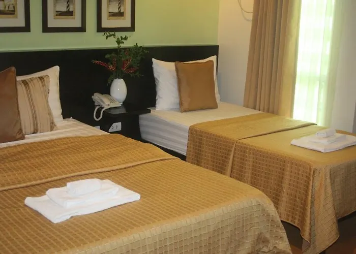 Oyo 456 Festive Hotel 2*