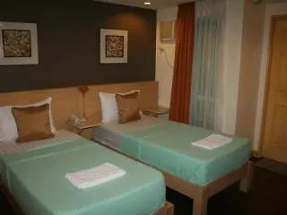 Oyo 456 Festive Hotel