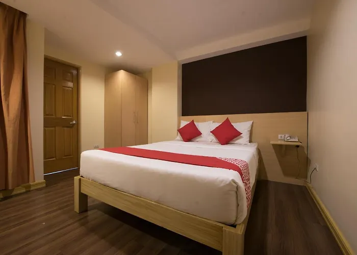 Hotel Oyo 456 Festive Manille