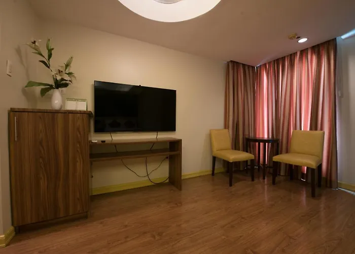 Hotel Oyo 456 Festive 2*
