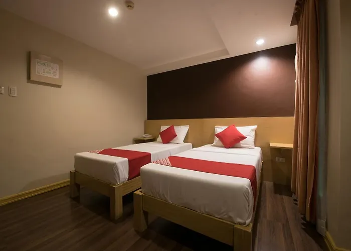 Oyo 456 Festive Hotel 2*