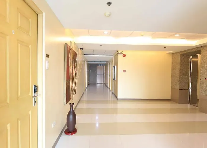 Oyo 456 Festive Hotel